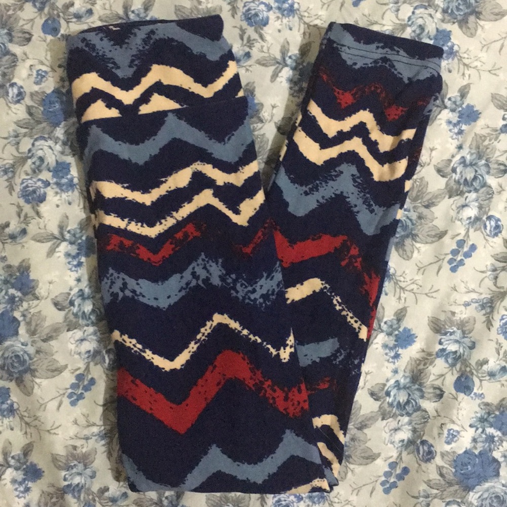 🇺🇸LuLaRoe LIMITED EDITION 4th of July Leggings!